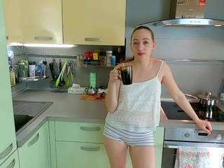 Смотреть бесплатно молодые эротика фото